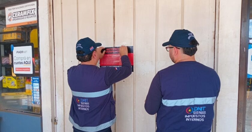 DNIT suspende dos ferreterías en Horqueta por no emitir facturas