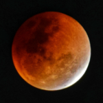Eclipse lunar podrá verse esta noche desde la Costanera de Asunción