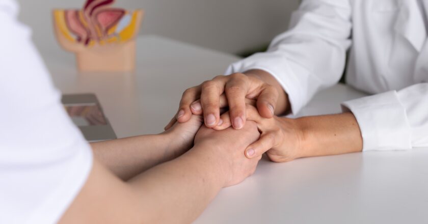 Médicos y pacientes buscan poner el diagnóstico precoz del cáncer en el centro de la conversación