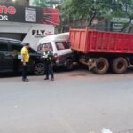 Tractocamión retrocede sin control y provoca choque múltiple en Ciudad del Este