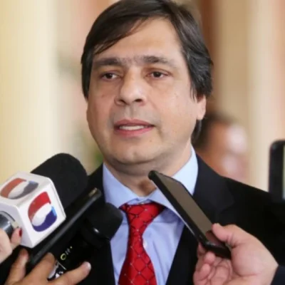 Caso IPS: Vicente Bataglia ya se encuentra en el país y se pone a disposición de la Fiscalía