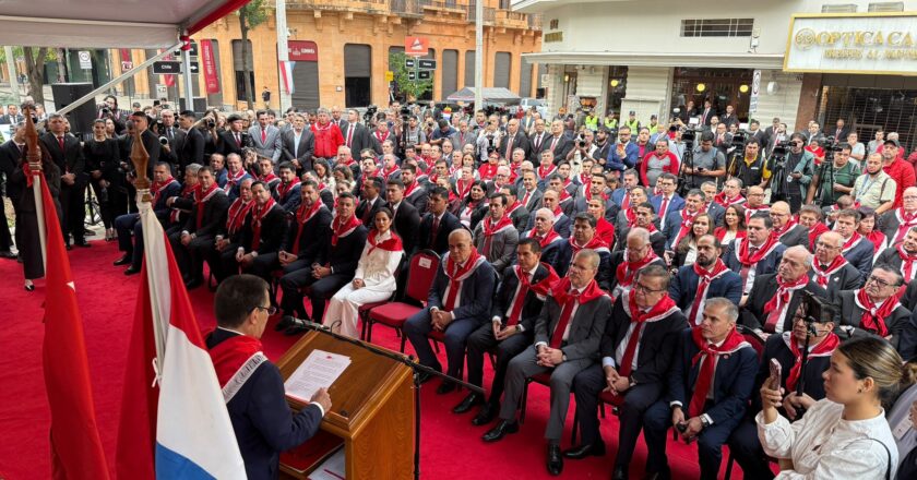 Cartes pide a Peña priorizar la salud y exige disciplina en la ANR