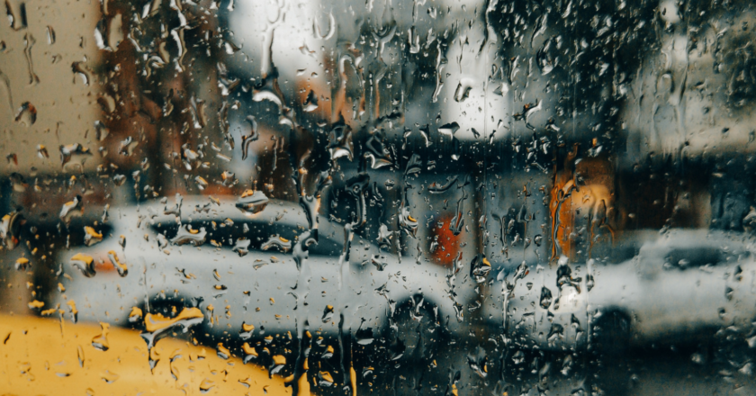 Meteorología anuncia tormentas con ráfagas de 90 km/h y granizos en Paraguay