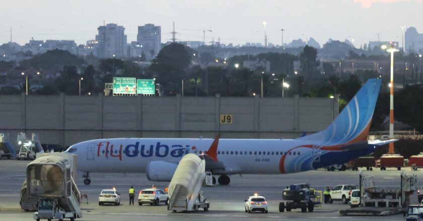 Flydubai aterriza de emergencia tras violento incidente entre pilotos