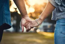 RELACIONES HUMANAS Y REFLEXIONES