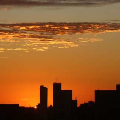 Meteorología prevé amanecer frío y lluvias dispersas este martes en Paraguay