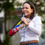 María Corina Machado regresa a Venezuela tras diez meses y Edmundo González anuncia que también volverá