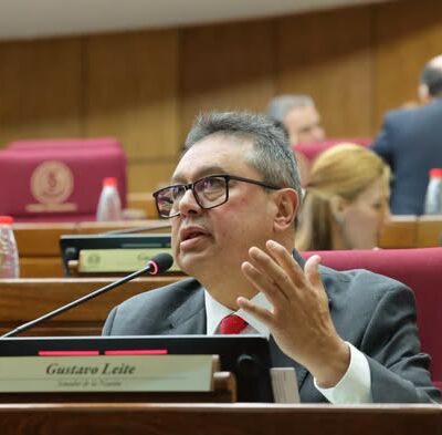 Leite desliga a Cartes de ueno y afirma que no tiene vínculos con el banco