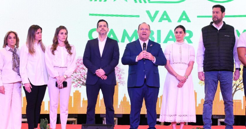 Camilo Pérez vota en Asunción y apela al respaldo del aparato colorado en las elecciones municipales