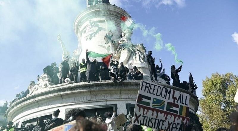 Día de furia en Francia: un estallido social sin precedentes acorrala al gobierno de Macron