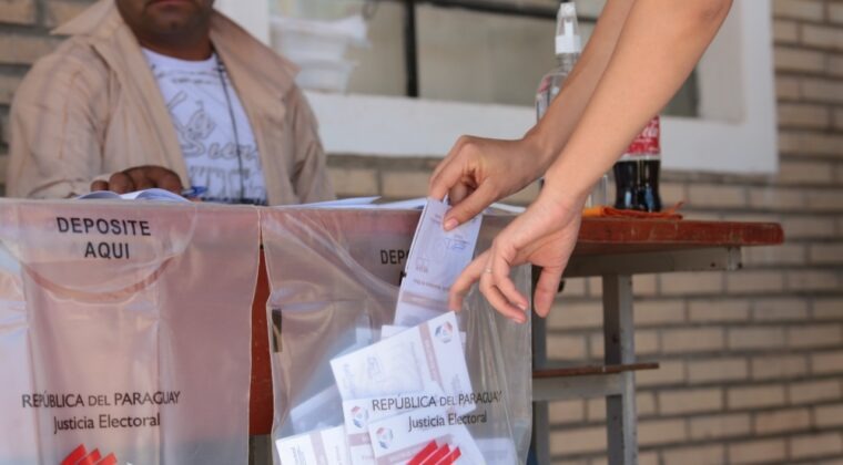 Fallecidos en el padrón: TSJE apunta a la falta de certificados de defunción