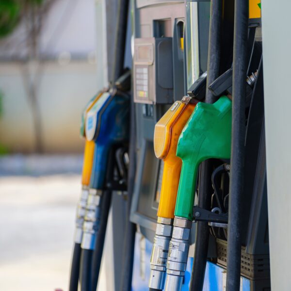 Petropar vuelve a subir el diésel hasta G. 600 y acumula fuertes aumentos en 2026